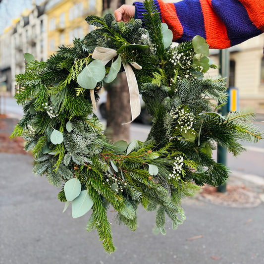 To Sider Krans med Blomster